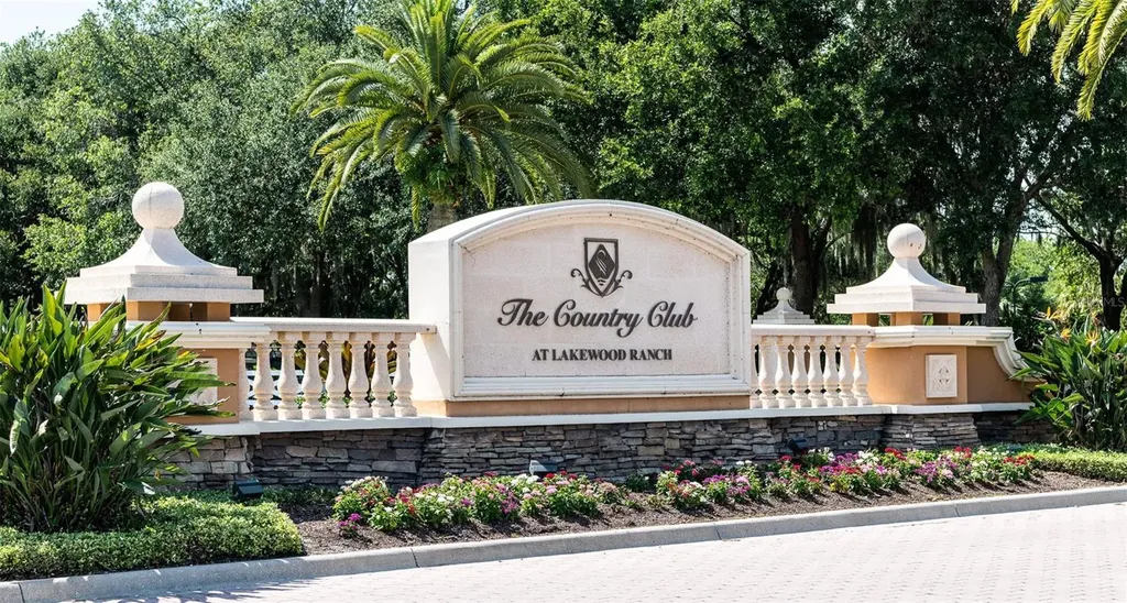 15623 Leven Links Place Lakewood Ranch FL 34202