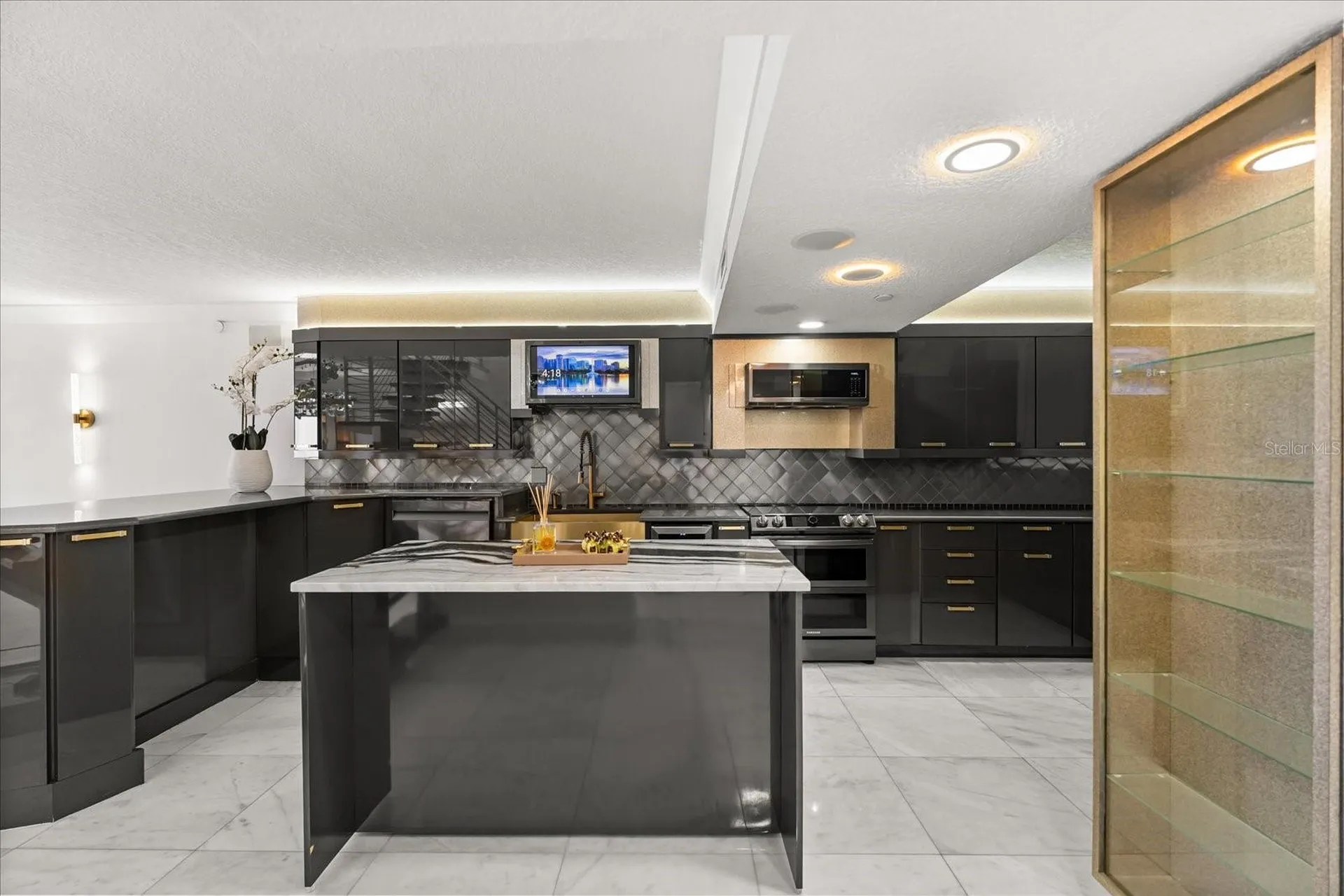 530 E Central Boulevard Orlando FL 32801