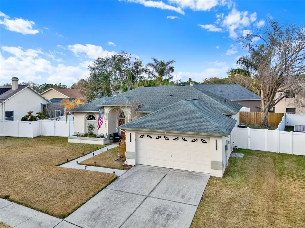 9656 Fox Hearst Road Tampa FL 33647