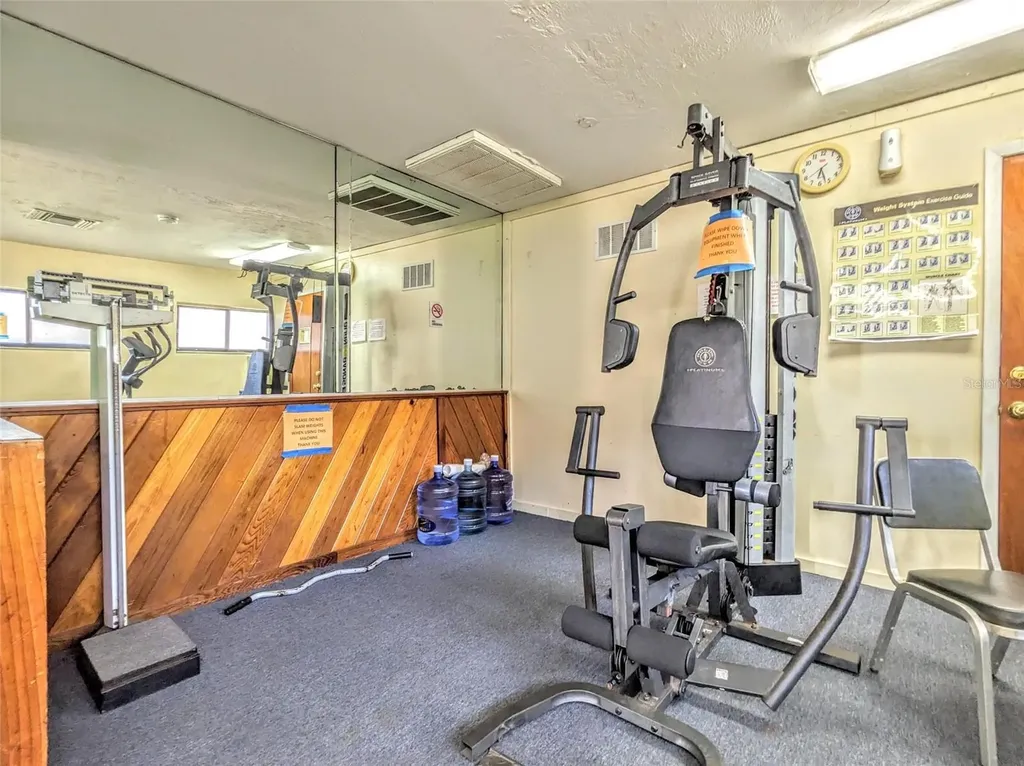 3848 59th Avenue W Bradenton FL 34210