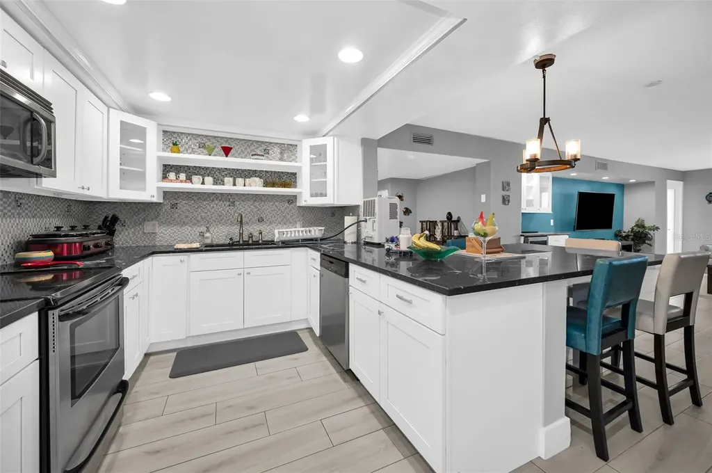 1460 Gulf Boulevard Clearwater FL 33767