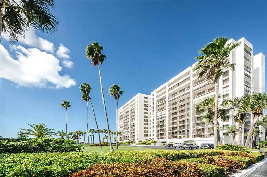 1460 Gulf Boulevard Clearwater FL 33767