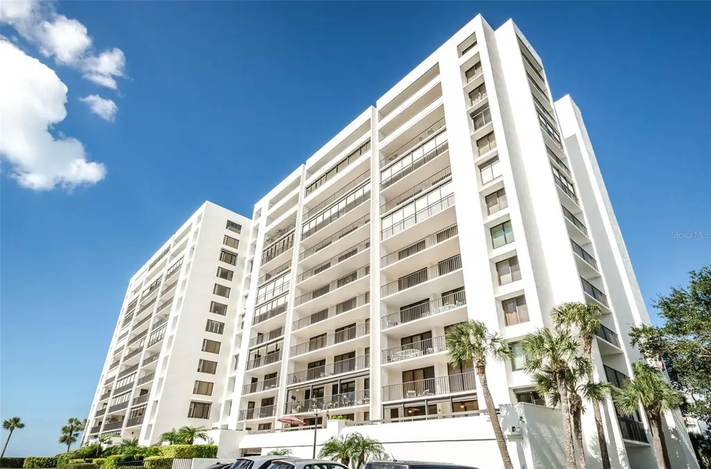 1460 Gulf Boulevard Clearwater FL 33767