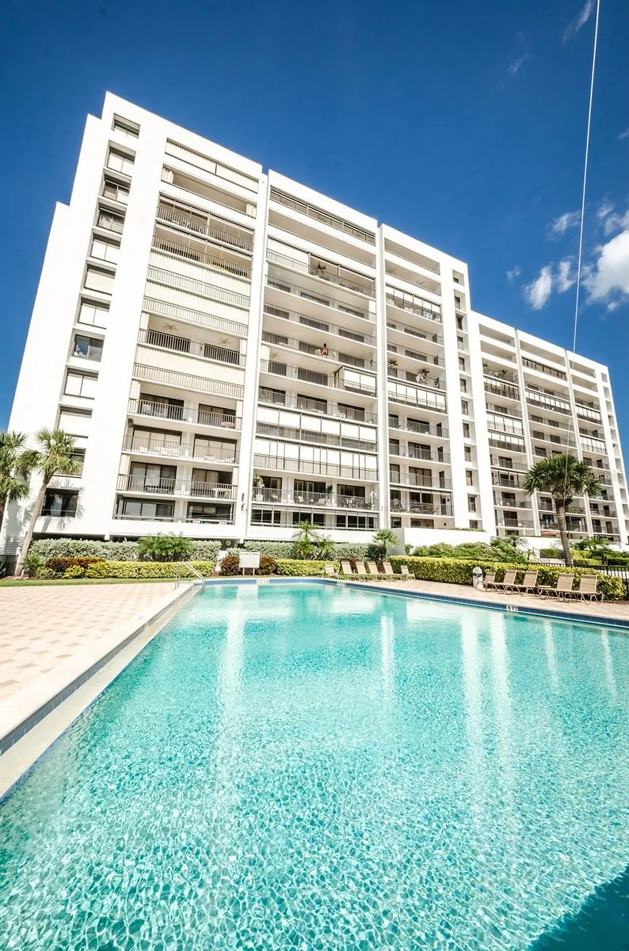 1460 Gulf Boulevard Clearwater FL 33767