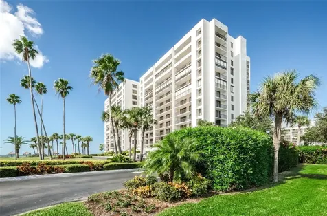 1460 Gulf Boulevard Clearwater FL 33767