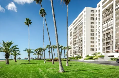 1460 Gulf Boulevard Clearwater FL 33767