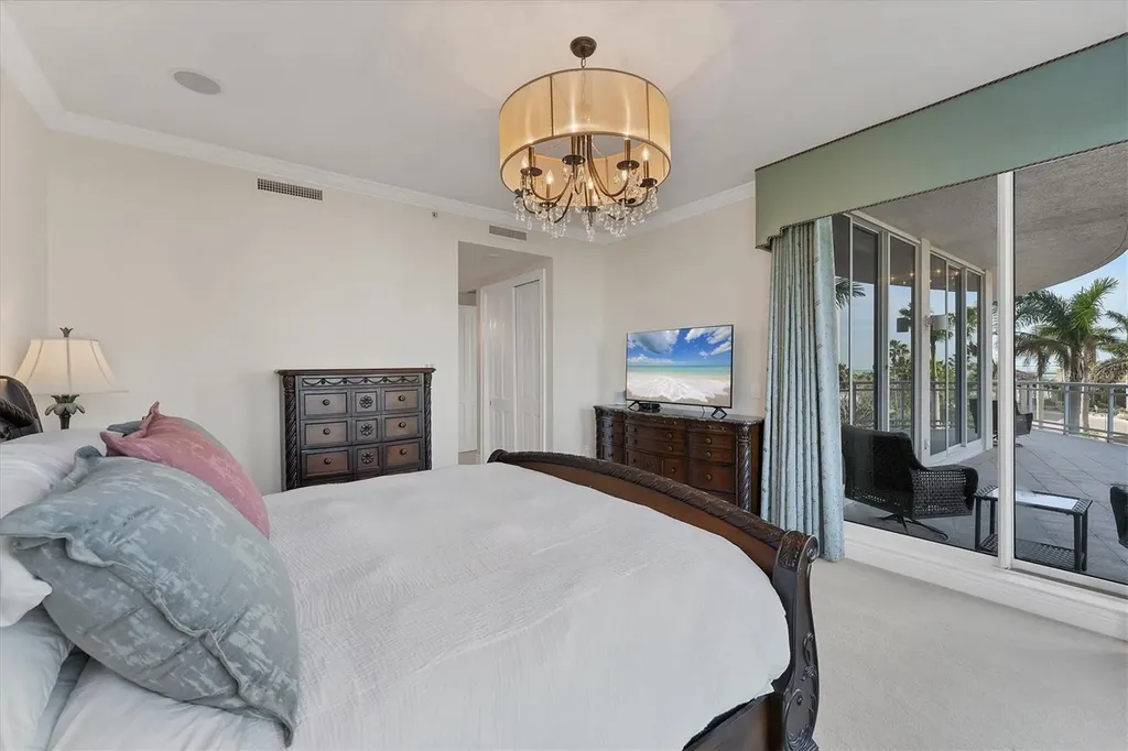 1300 Benjamin Franklin Drive Sarasota FL 34236
