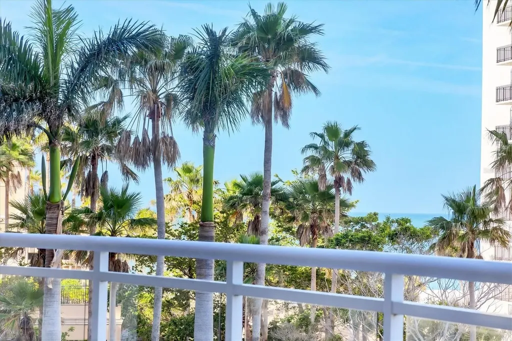 1300 Benjamin Franklin Drive Sarasota FL 34236