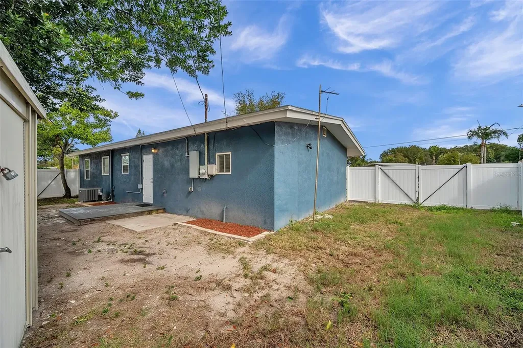 3230 51st Street N St Petersburg FL 33710