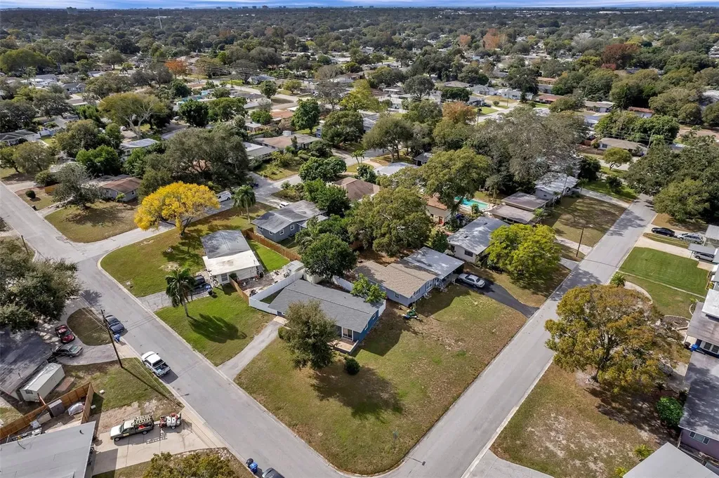 3230 51st Street N St Petersburg FL 33710