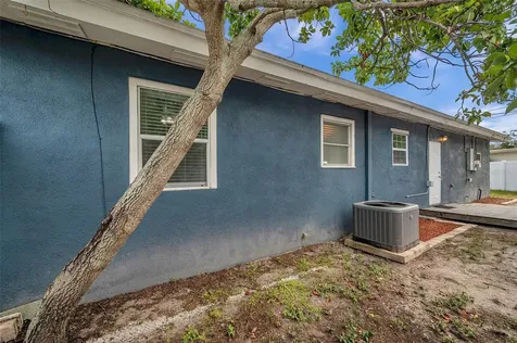 3230 51st Street N St Petersburg FL 33710