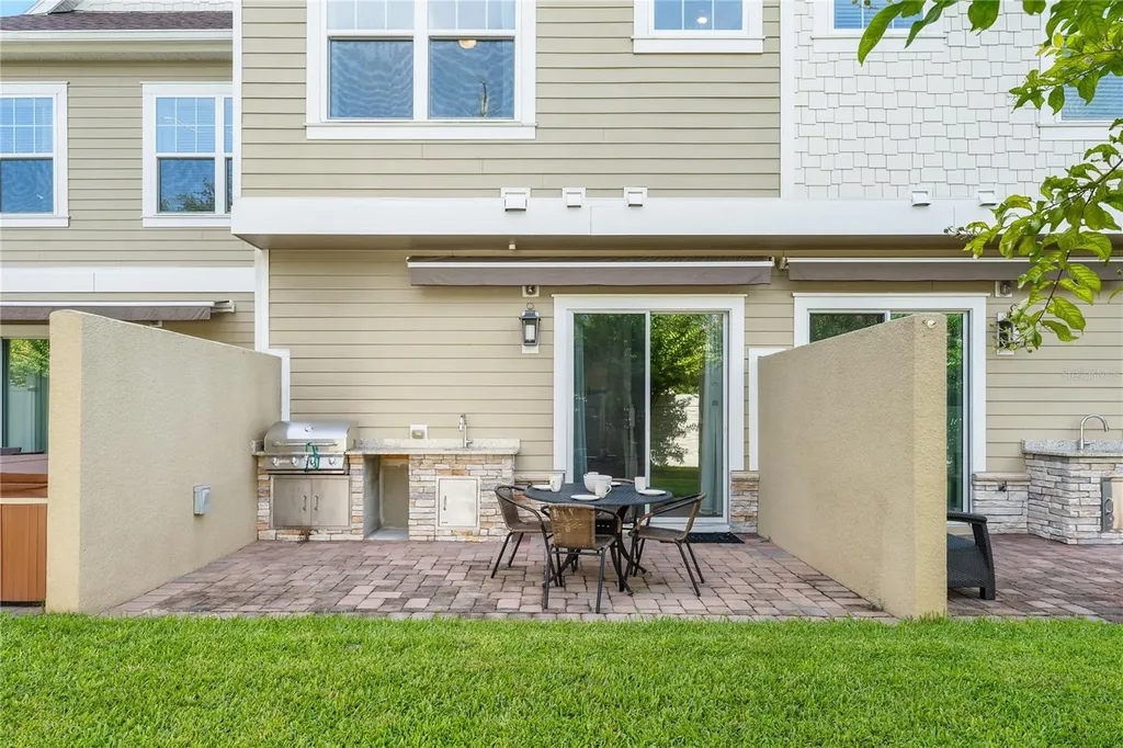2614 Sunrise Shores Drive Kissimmee FL 34747