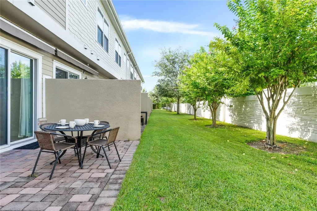 2614 Sunrise Shores Drive Kissimmee FL 34747