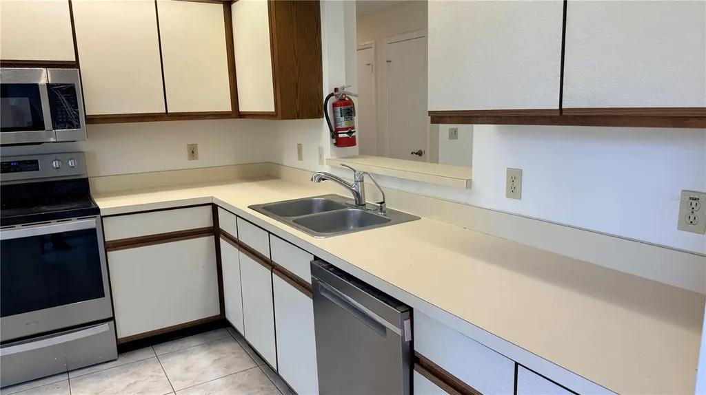 120 Blackwater Court Kissimmee FL 34743