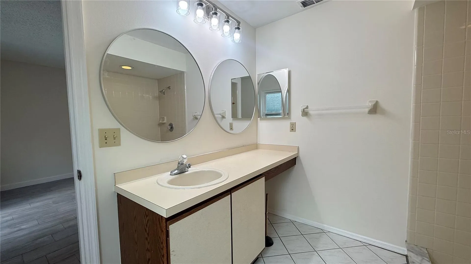 120 Blackwater Court Kissimmee FL 34743