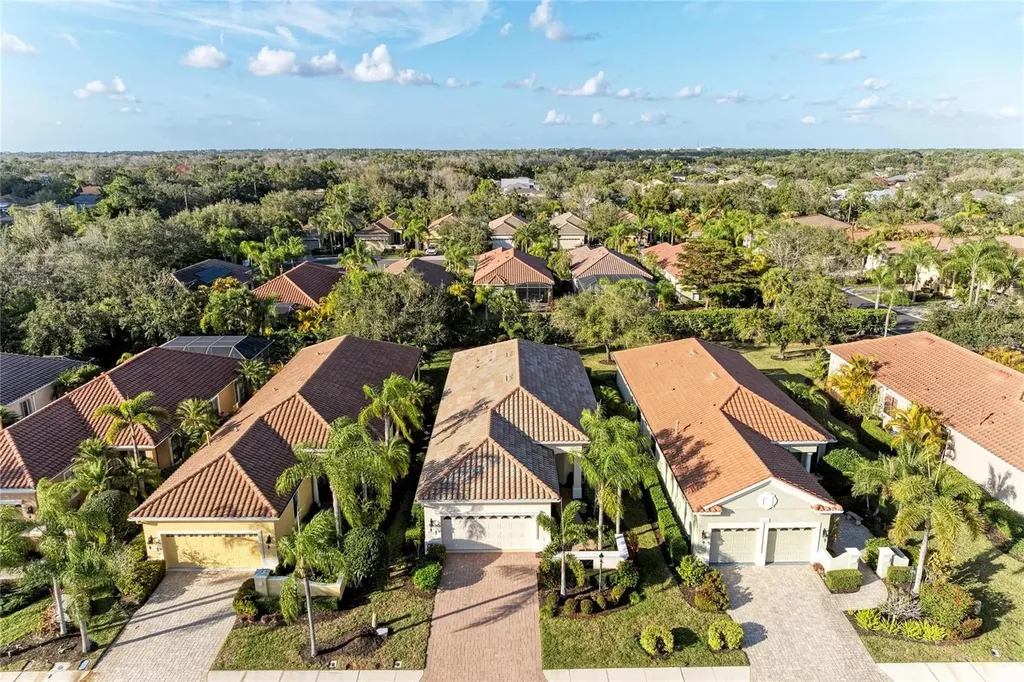 11417 Hawick Place Lakewood Ranch FL 34202