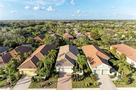 11417 Hawick Place Lakewood Ranch FL 34202