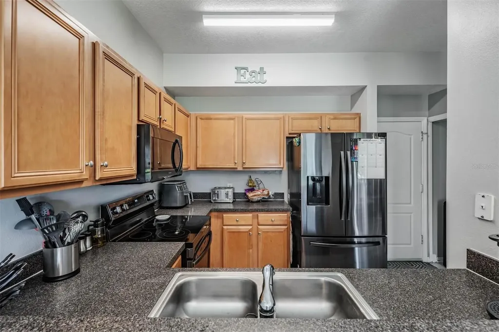 9092 Iron Oak Avenue Tampa FL 33647