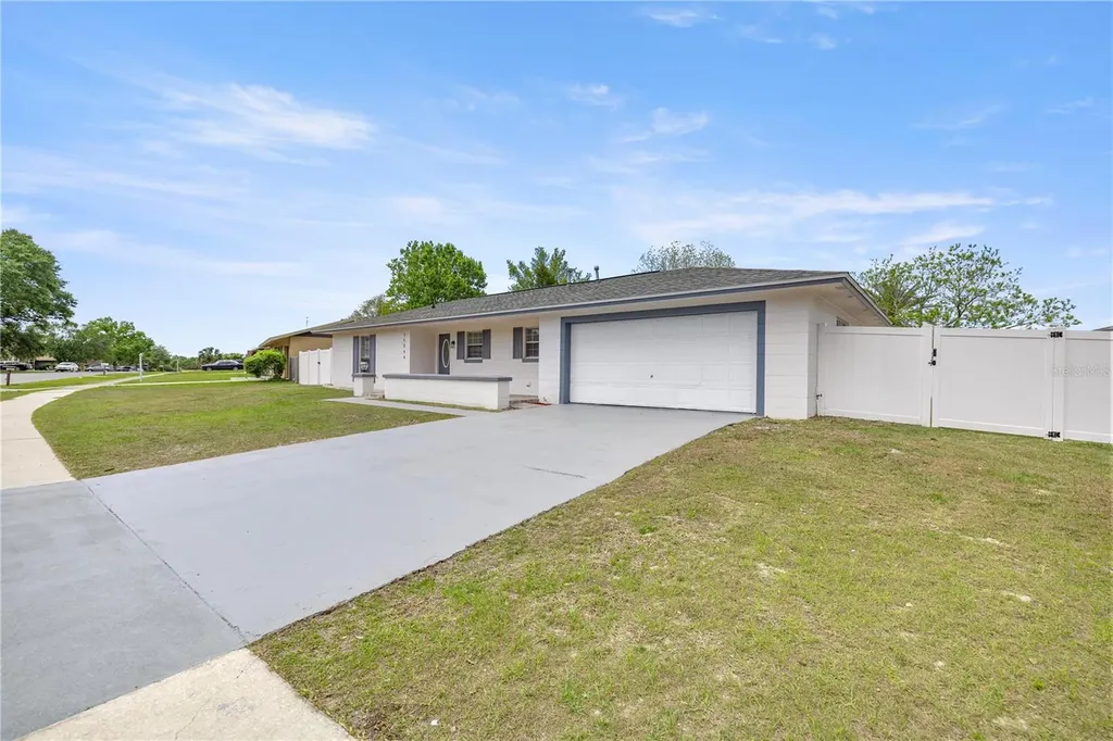 15044 SW 35th Avenue Road Ocala FL 34473