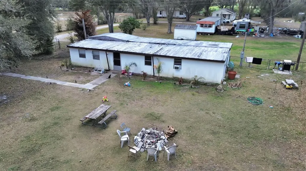 9924 Art Acres Road Dover FL 33527