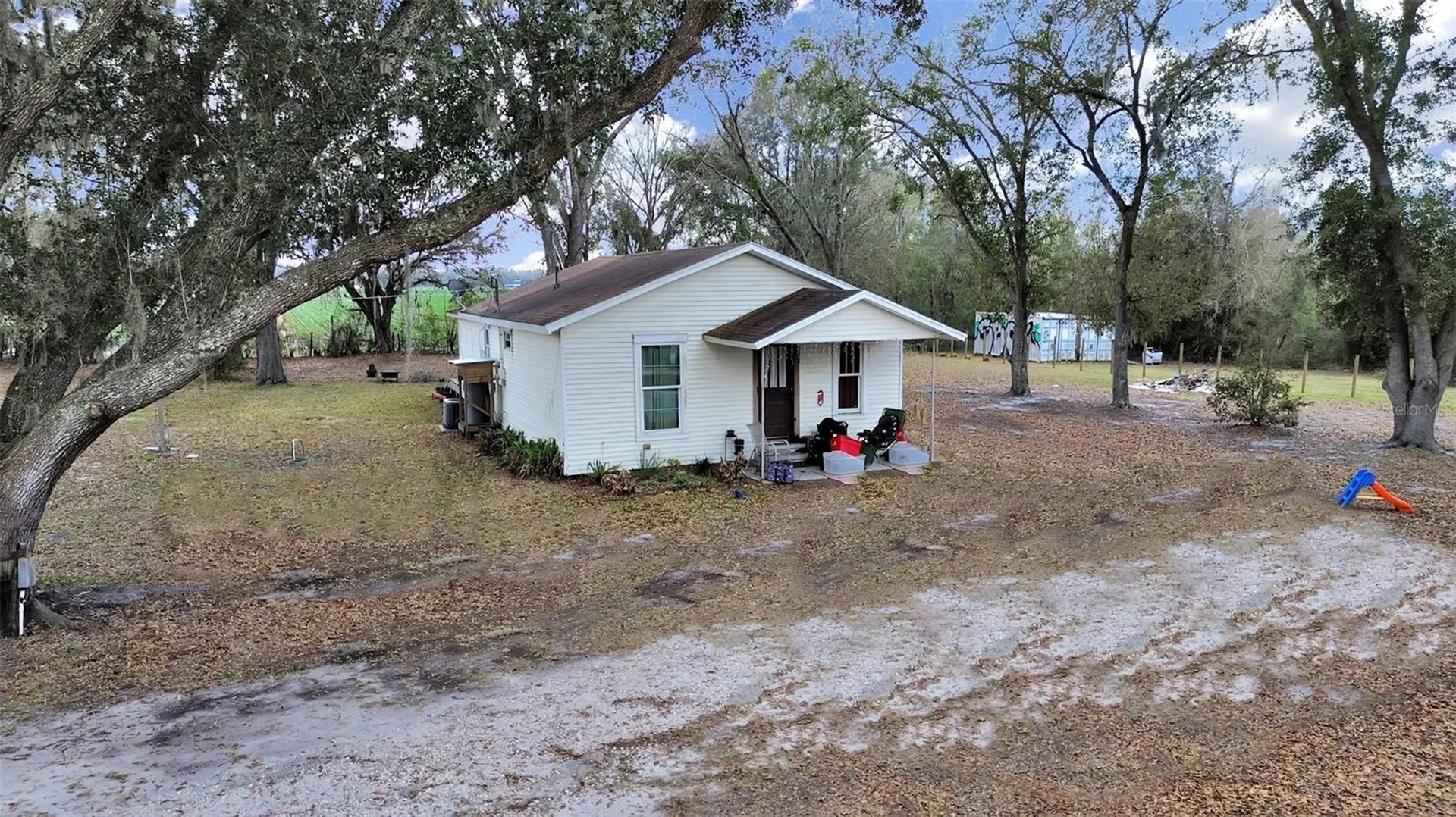 9924 Art Acres Road Dover FL 33527
