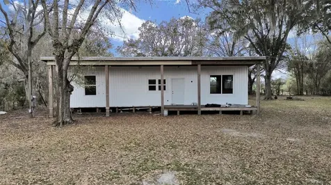 9924 Art Acres Road Dover FL 33527