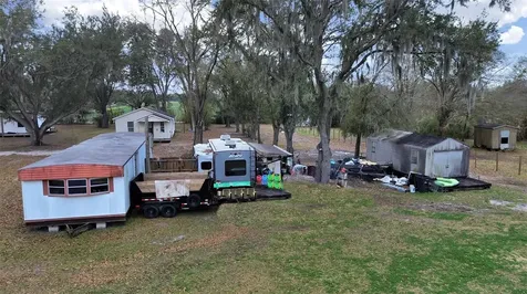 9924 Art Acres Road Dover FL 33527