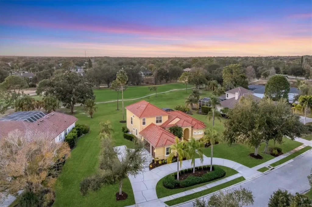 7106 Pine Valley Street Bradenton FL 34202
