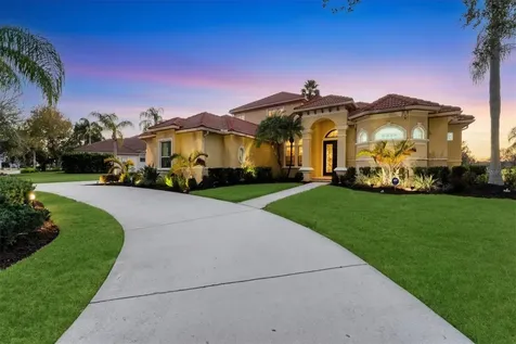7106 Pine Valley Street Bradenton FL 34202