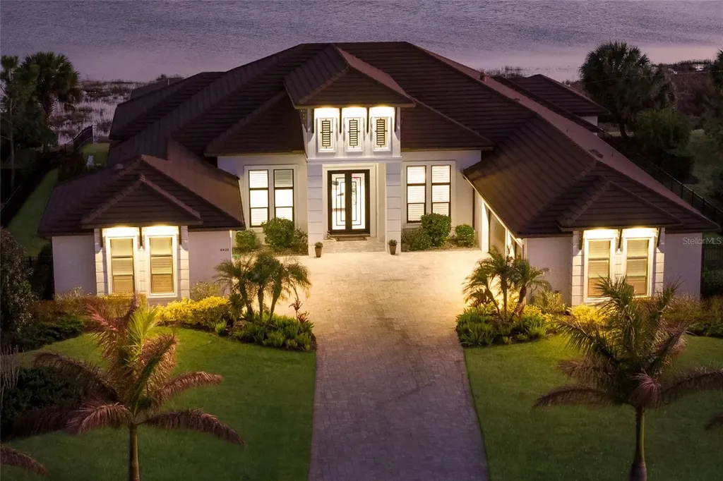 8428 Lindrick Lane Bradenton FL 34202