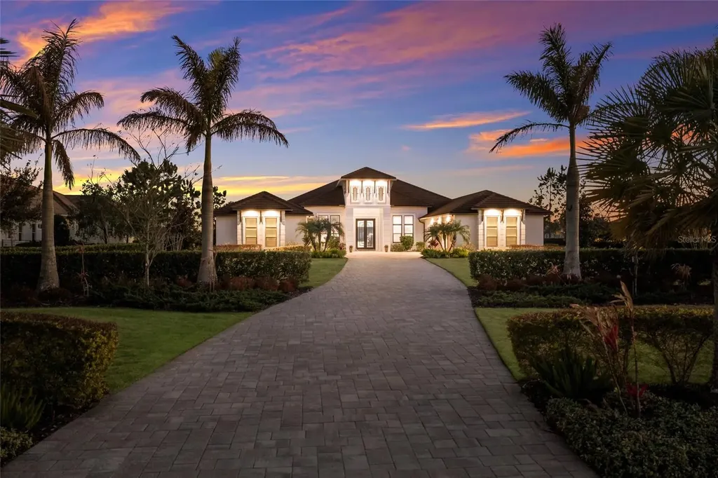 8428 Lindrick Lane Bradenton FL 34202