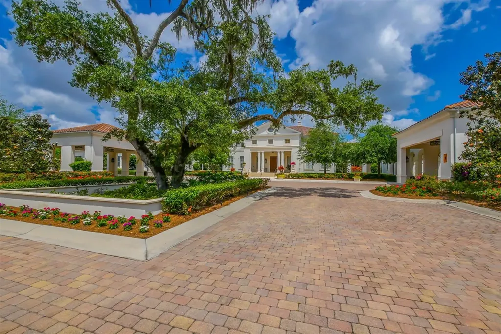 8428 Lindrick Lane Bradenton FL 34202