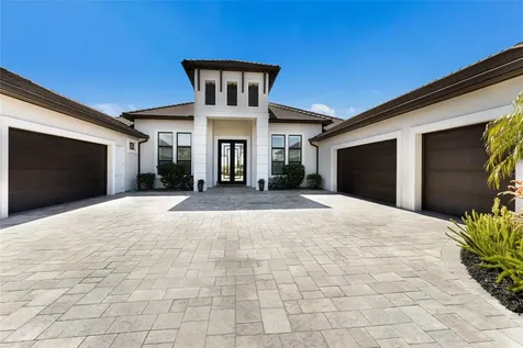 8428 Lindrick Lane Bradenton FL 34202