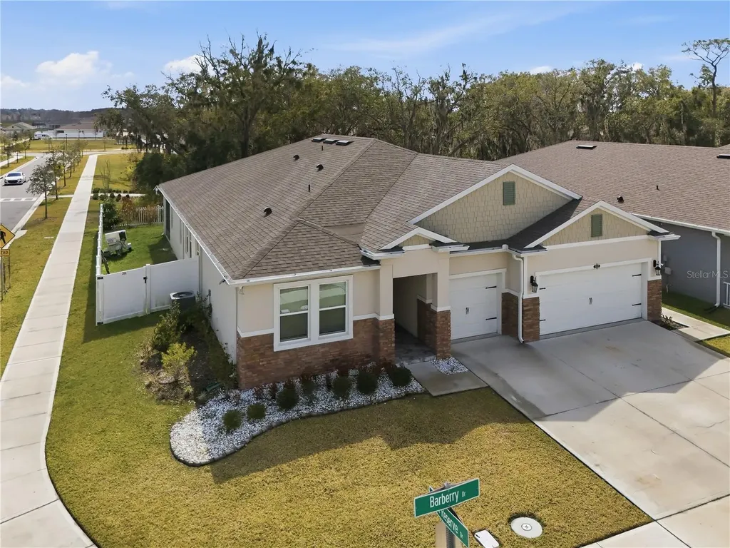 1636 Barberry Drive Kissimmee FL 34744