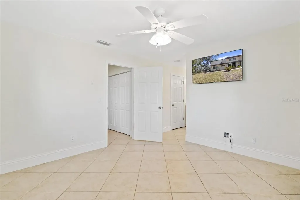 1637 SE Paradise Circle W Crystal River FL 34429