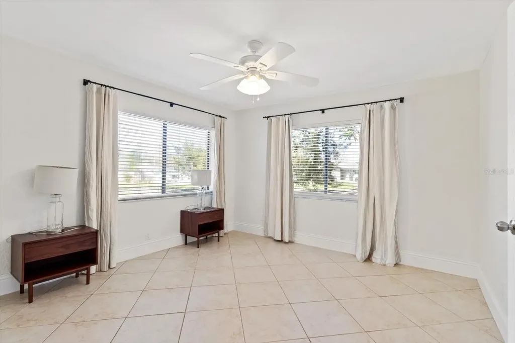 1637 SE Paradise Circle W Crystal River FL 34429