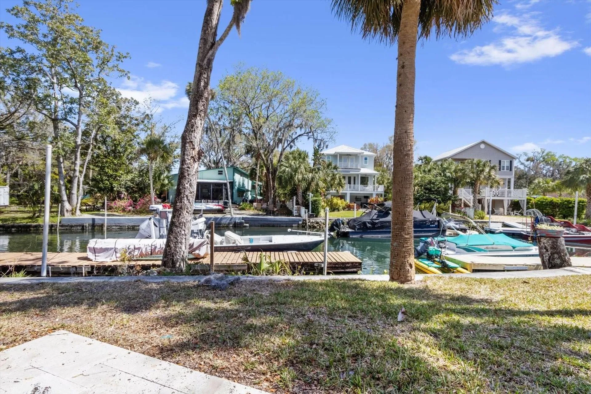 1637 SE Paradise Circle W Crystal River FL 34429
