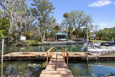 1637 SE Paradise Circle W Crystal River FL 34429
