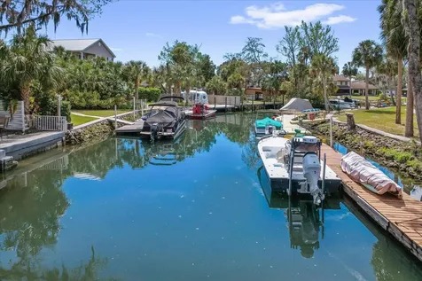 1637 SE Paradise Circle W Crystal River FL 34429