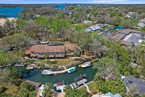 1637 SE Paradise Circle W Crystal River FL 34429