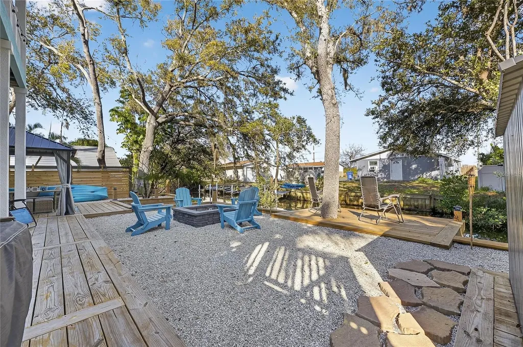 1116 Canal Street Ruskin FL 33570