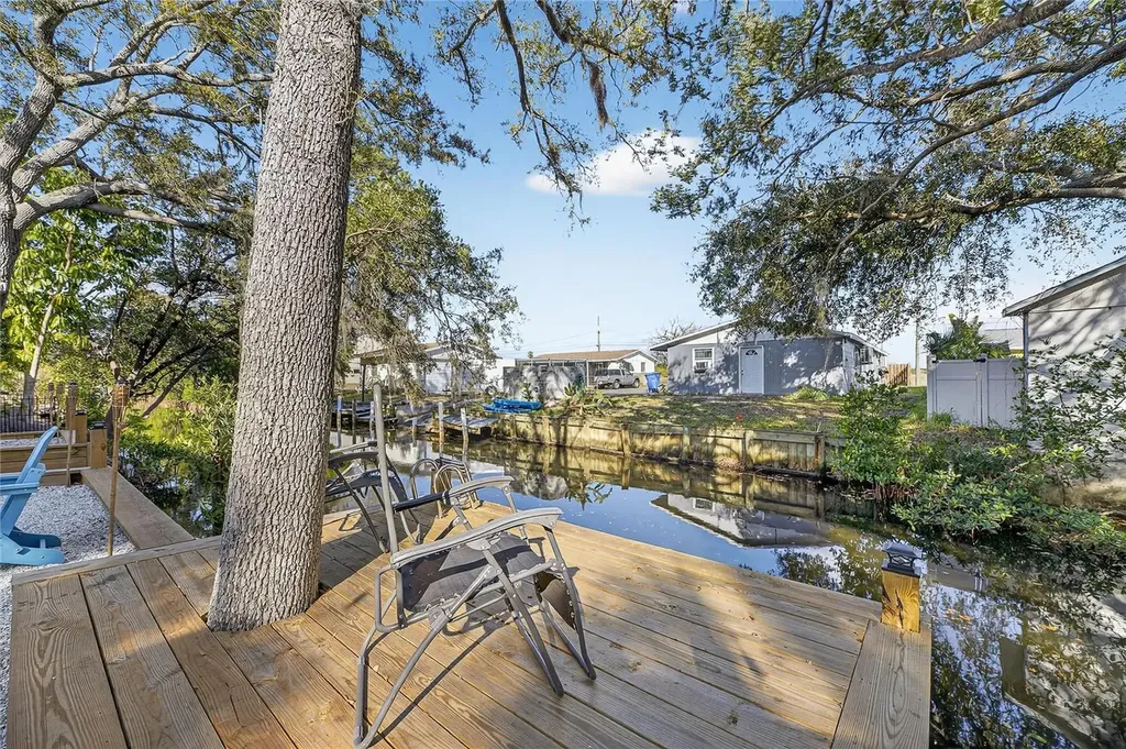 1116 Canal Street Ruskin FL 33570