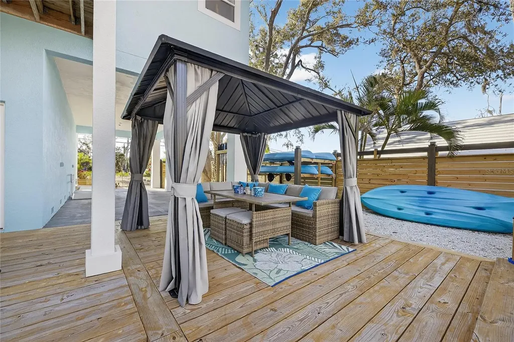 1116 Canal Street Ruskin FL 33570