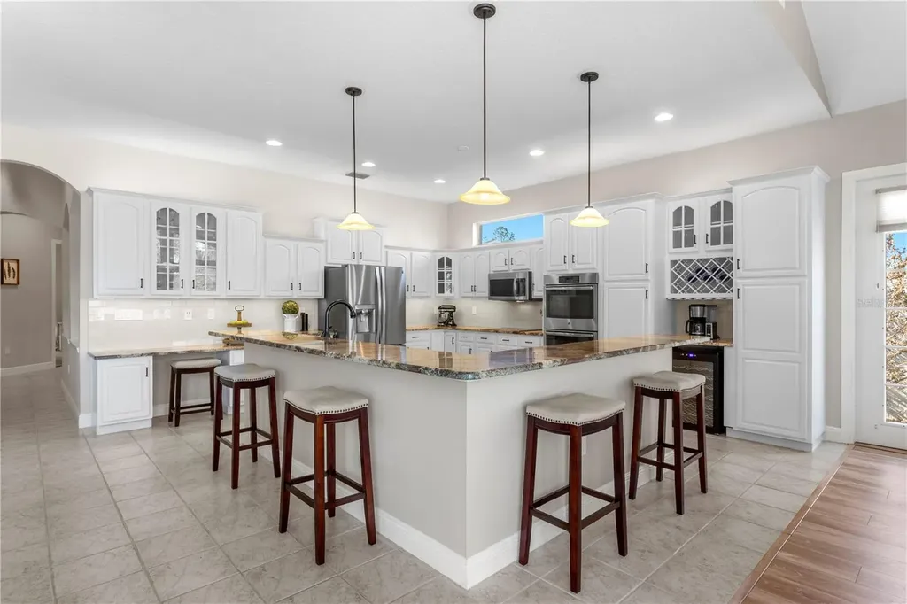 4302 Faircourt Drive Valrico FL 33596