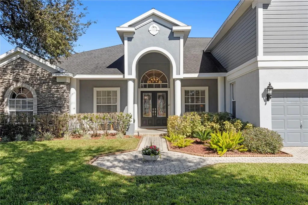4302 Faircourt Drive Valrico FL 33596