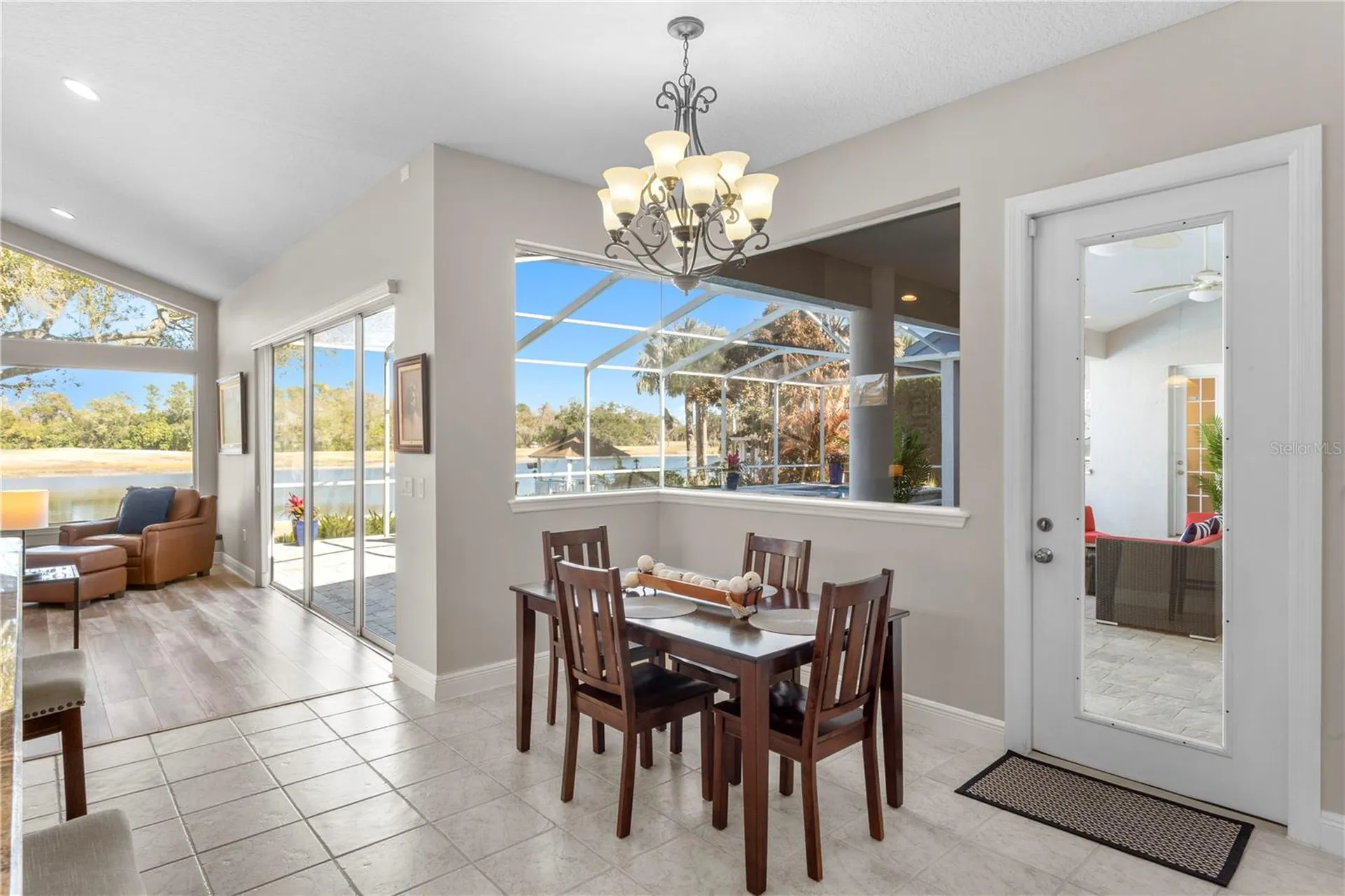 4302 Faircourt Drive Valrico FL 33596