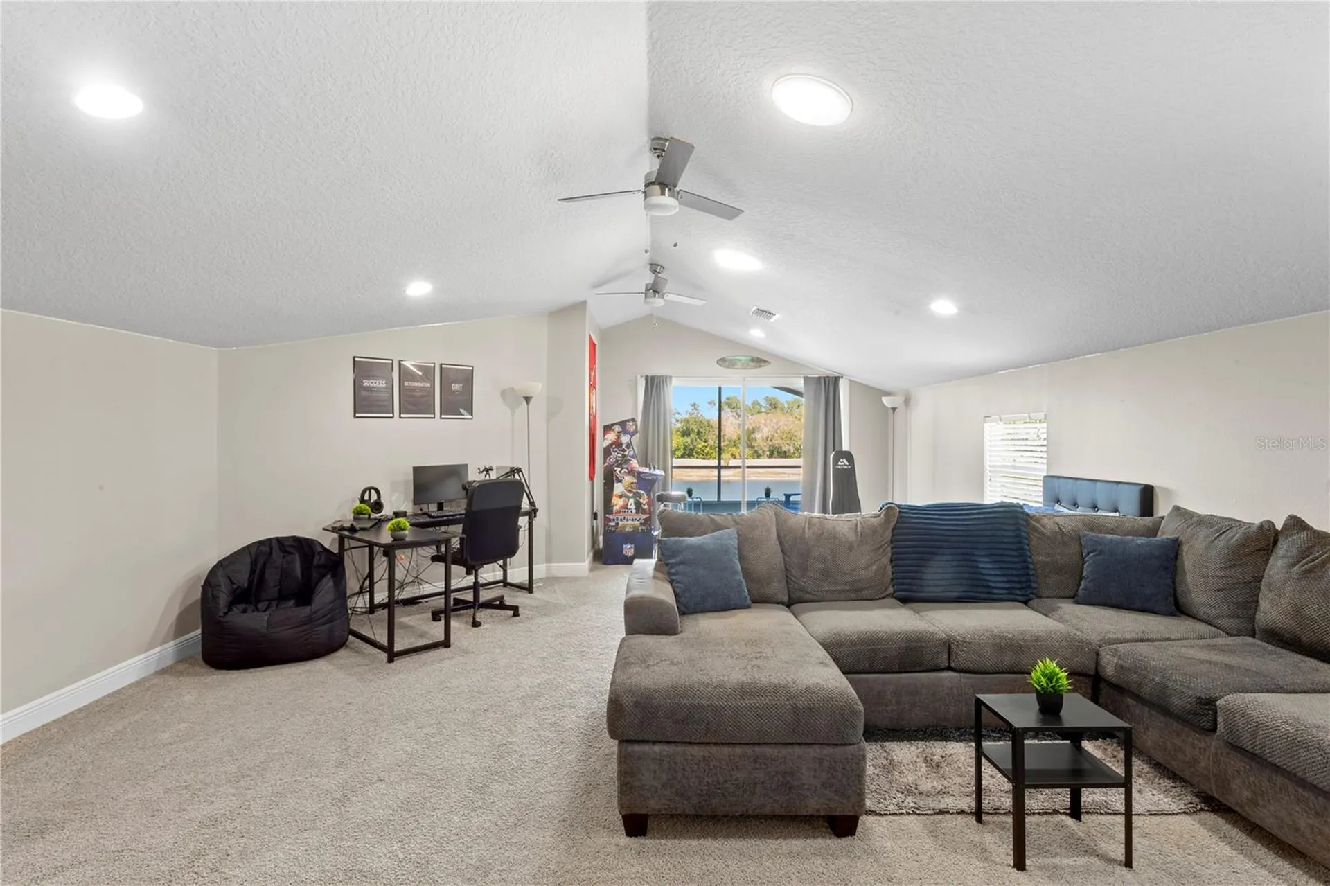 4302 Faircourt Drive Valrico FL 33596