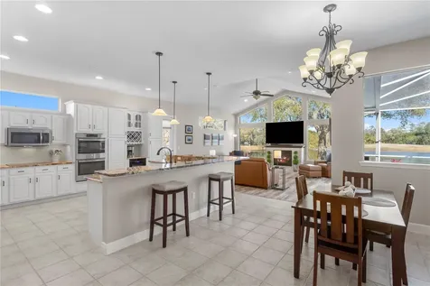4302 Faircourt Drive Valrico FL 33596
