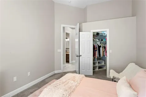 4302 Faircourt Drive Valrico FL 33596