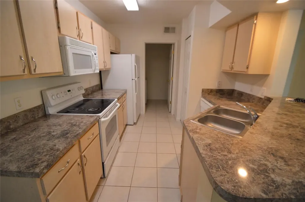 737 Crest Pines Drive Orlando FL 32828